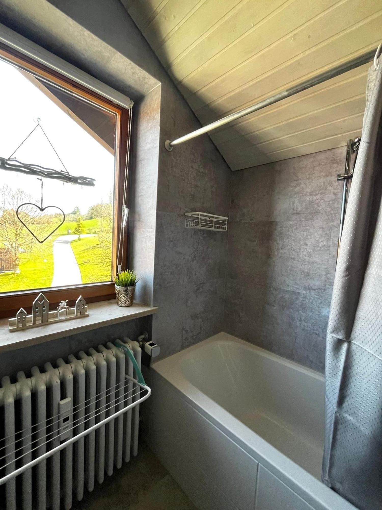 Sonnen-Juwel - Hallenbad-Sauna-2 Getrennte Schlafbereiche-Direkt An Der Skipiste 米森-维尔哈姆斯 外观 照片